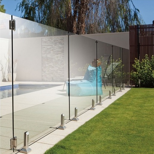 portillon piscine verre transparent